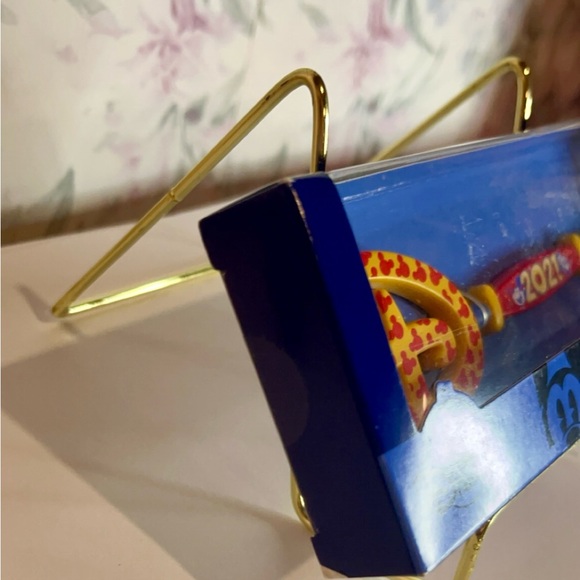 Disney’s Mickey 2021 Key - Picture 5 of 7